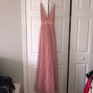 Pale pink long dress with tulle